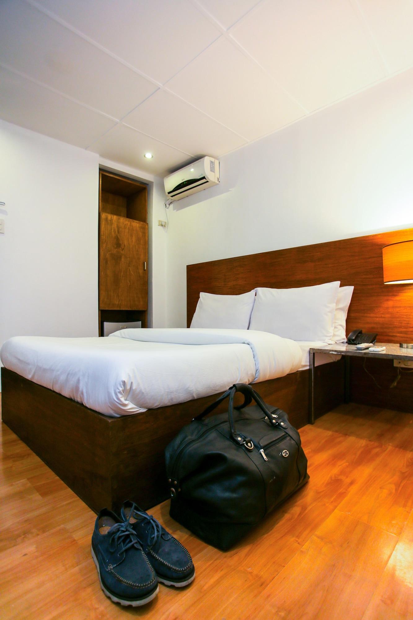 Hotel Durban Makati City Buitenkant foto