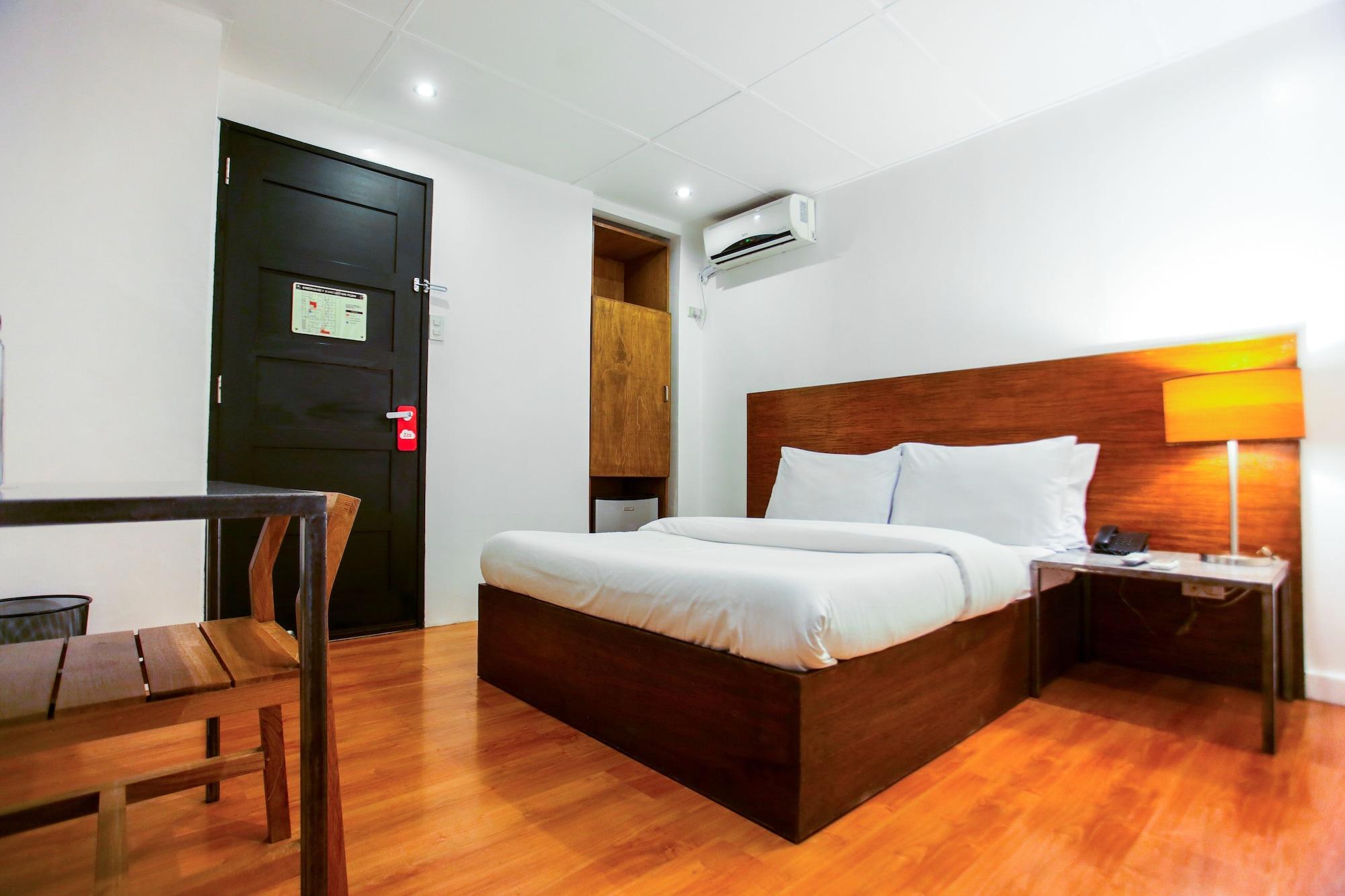 Hotel Durban Makati City Buitenkant foto