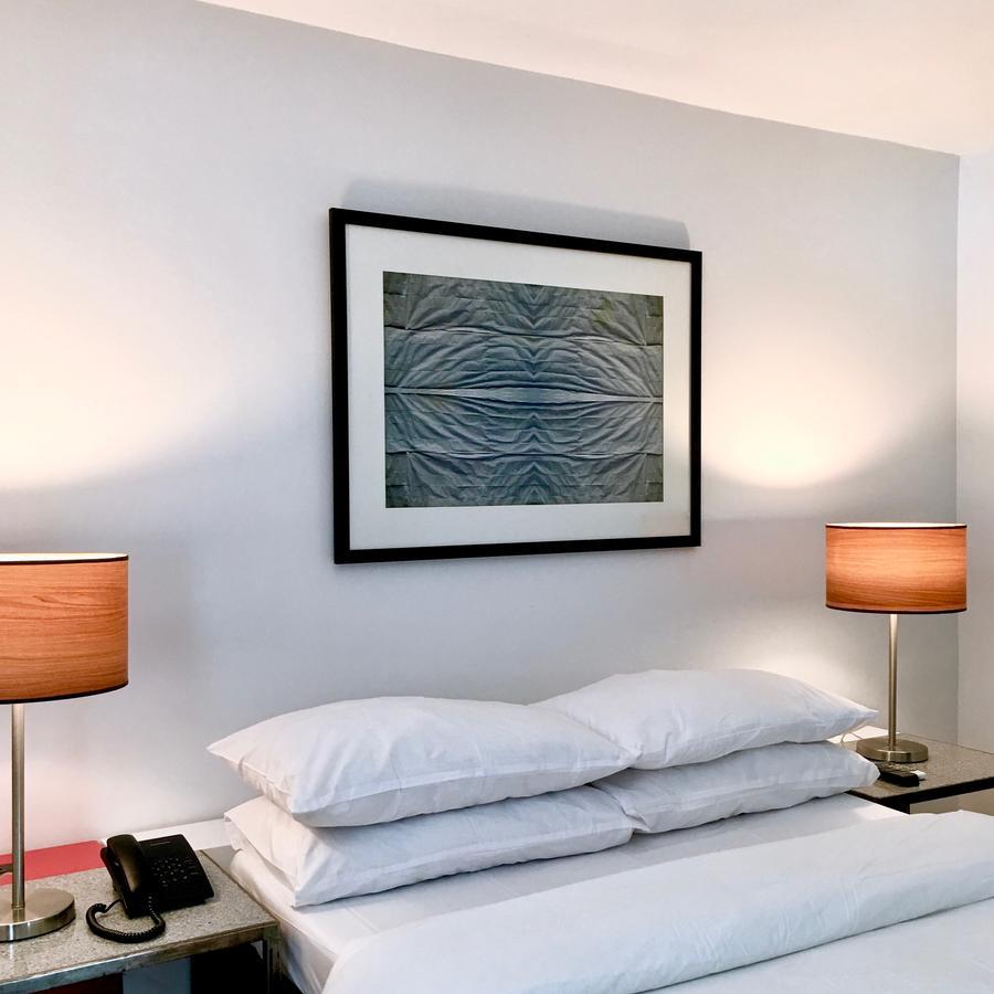Hotel Durban Makati City Buitenkant foto