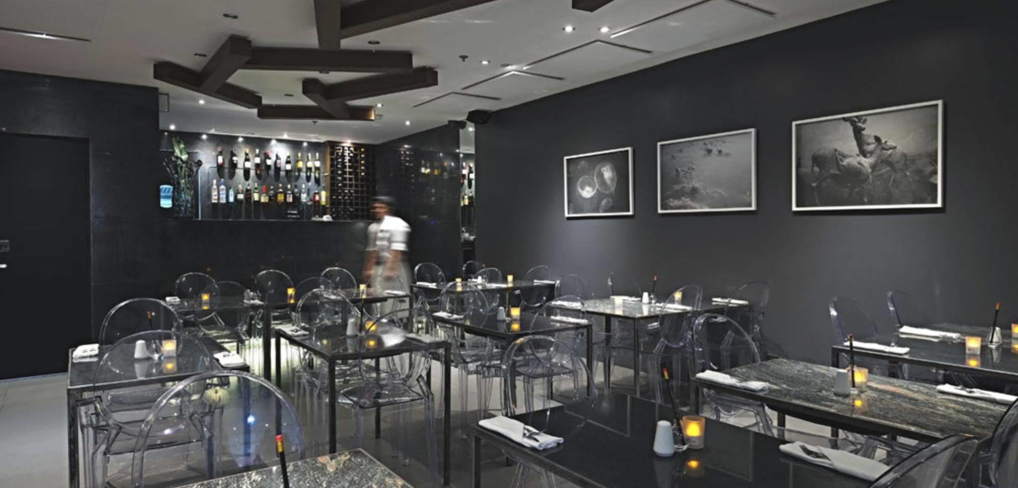 Hotel Durban Makati City Buitenkant foto